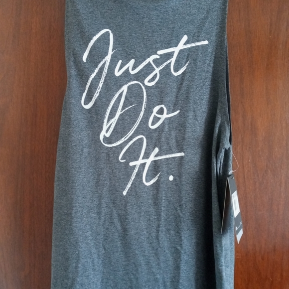 Nike Tops - NIKE WOMEN TANK TOP DRY FIT